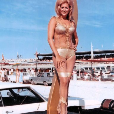 Linda Vaughn