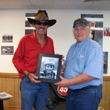 Richard,Oldschool59 presenting Lloyd Moore Photo