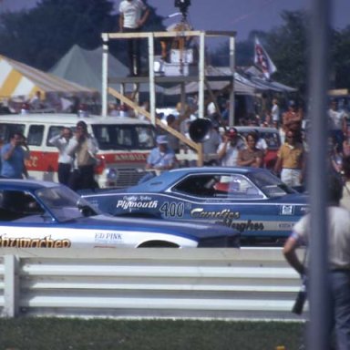 SCHUMACHER_OVER_CANDIES_1970 INDY