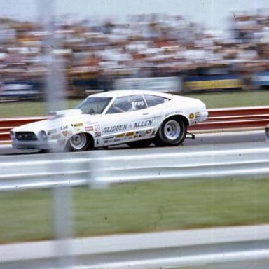 BOB GLIDDEN WHITE MUSTANG INDy