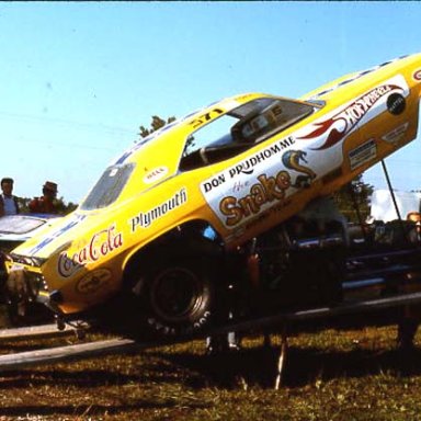 SNAKE_ON_TRAILER_RAMPS_70_I