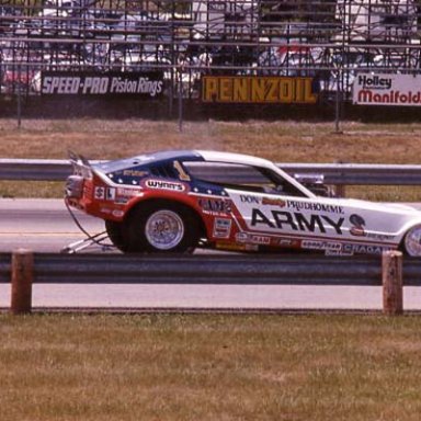 SNAKES_ARMY_CAR__AT_SPEED SPRING