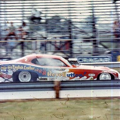 REVELLUTION_AT_76_SPRING_