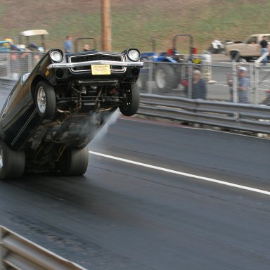 Wheel stand Vega at Summerduck Dragway Nov. 2008