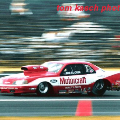 88SUMMER_BOB_GLIDDEN_AT_SPEED