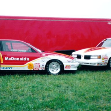 GARY_CHIMERI_2_CAR_PIT_1995