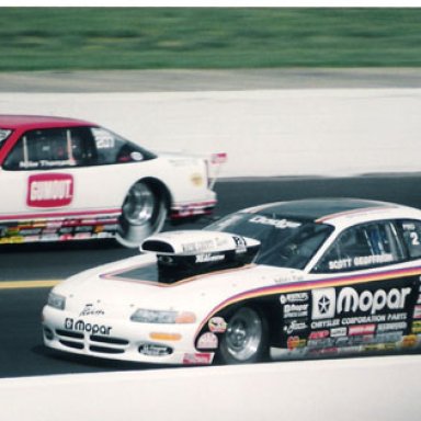 SCOTT_GEOFFRION_VS_MIKE_THOMAS