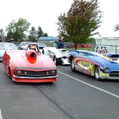 2008_0517_68_CAMARO_SUPER_GAS & VETTE