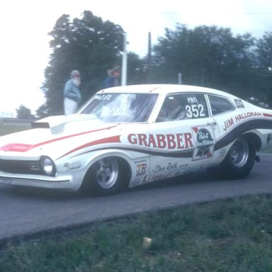 Jim Halloran return  road 1975 springnts photo by Todd Wingerter