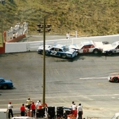 22-Rick Mast-Kenny Burks-02-Eddie Faulk04-Eddie Lawson-16-Ken Bouchard-10-Jimmy Hensley-63- Bristol-1986.