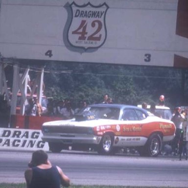 Ronnie Sox 1972 at Dragway 42  photo by Todd Wingerter