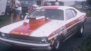 Bobby Yowell b-g billy the kid car 1973 dragway  42 photo by Todd Wingerter