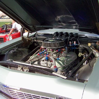 # 1089 Big Block in Mike Thompsons caprice