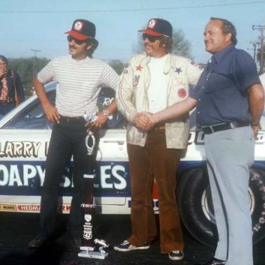 Larry Huff & Jim Tice winner 1974 AHRA NTS at dragway 42  photo by Todd Wingerter