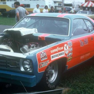 Roy Hill 1974 NHRA Spring nts pit  photo by Todd Wingerter