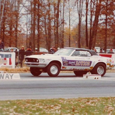 Carl Holbrook 69 Mustang  ss-ha at Milan