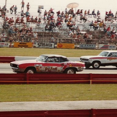 Joe Scott ss-ka over 3178   Gary kolski Class run 1982 Indy