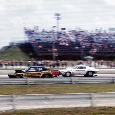 Don Carlton Mopar Missile vs Sonny Bryant 1973 Indy