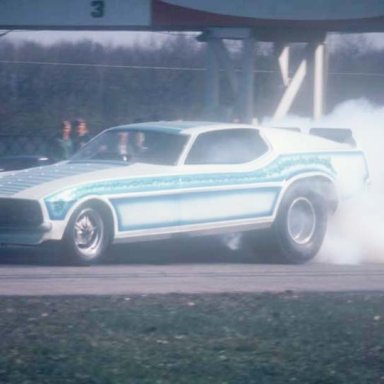 John Loukas burnout Dragway 42 1973  photo by Todd Wingerter