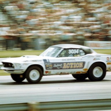 Carl Holbrook ss-ha mustang 1974 Springnts from a slide