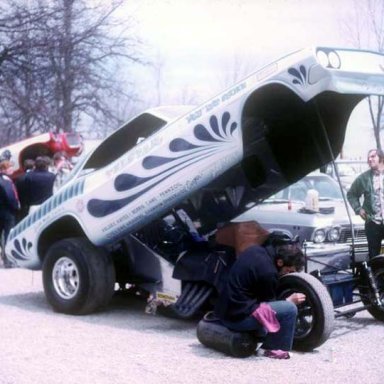Telstar 1971 Dragway 42 in pit  photo by Todd Wingerter