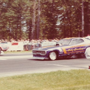 Holy Smokes burnout at Milan 6-24-73 Div 3 wcs