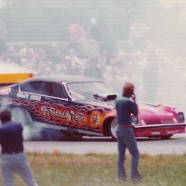 1975 Springnts  harlen Thompson 74 Vega Burnout