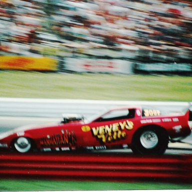1983 INDY Vennys Vega at Speed