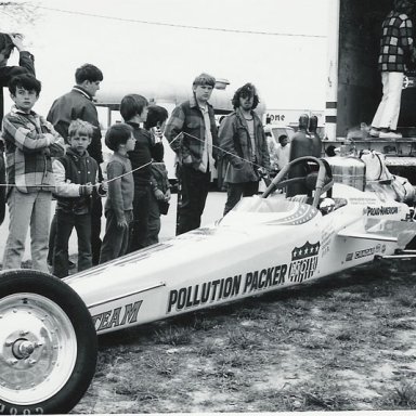 Pollution Packer dragster Milan pit