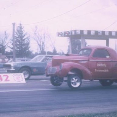 Dennis Furmanchik D-G 40 Willys 1968 Dragway 42  photo by Todd Wingerter