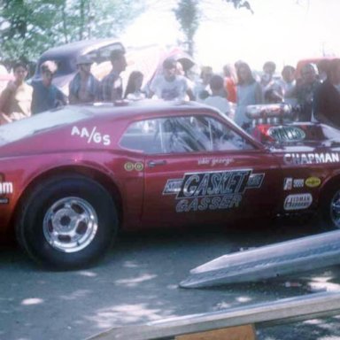 Ohio George in Dragway 42 pit 1970  photo by Todd Wingerter