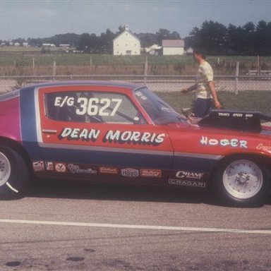 Dean Morris E-g Camaro in staging 76 Columbus wcs  photo by Todd Wingerter