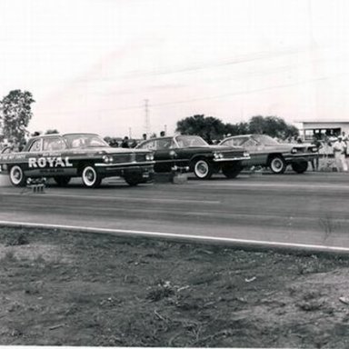 Detroit Dragway-four at the line