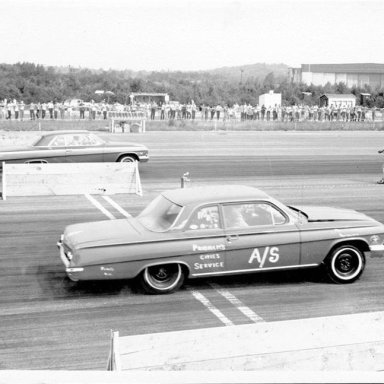 "Citi Service" 1962 409 BelAir v another 409 Impala A/Stock.