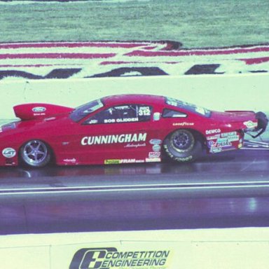 BOB GLIDDEN DRIVING CUMMINGHAMS CAR