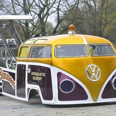 2010-volkswagen-mental-breakdown-front-angle-view