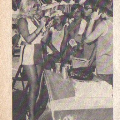 Linda Vaughn 11