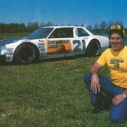 1012281_10201752261473718_246992144_n