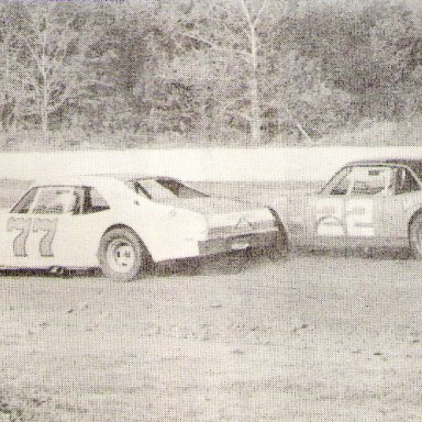 Bud Elliott & JE Beard Wilson Co Speedway '75