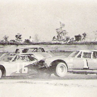 Farmer John & Mac Mangum Wilson Co Speedway