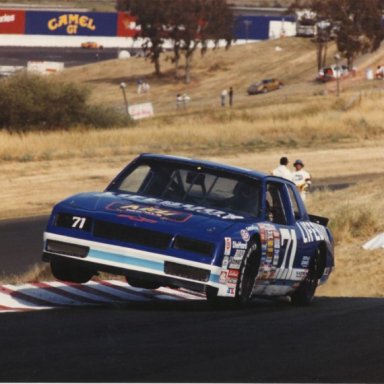 Dave Marcis slinging it with the best of em