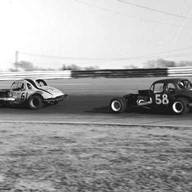 1971 Evans  leads Merv Treichler