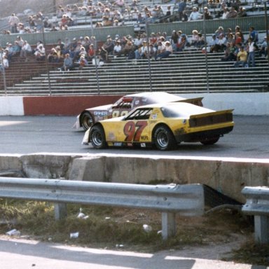 Mike Eddy #88 & Alan Kulwicki #97