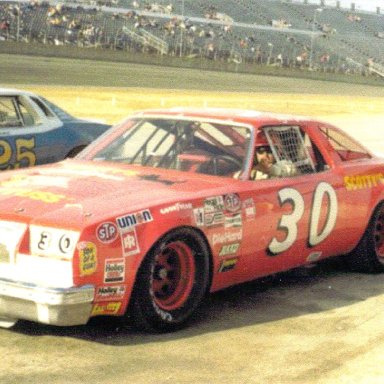 #30 Tighe Scott & #25 Ronnie Thomas