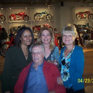 Sybil Scott, Paulette, Geri and Ray Fox