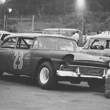 Rick Healey -pits-L-DT