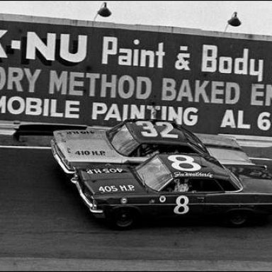 Joe Weatherly 8 and Tiny Lund at Nashville 1963