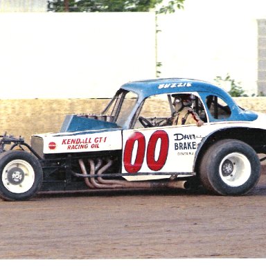 BUZZIE REUTIMANN