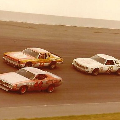 11 CALE YARBOROUGH 72 BENNY PARSONS 46 TRAVIS TILLER 1976