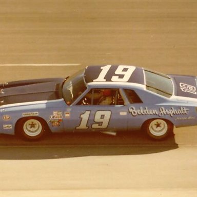 HENLEY GRAY 1975
